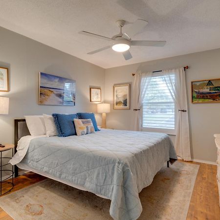 Waterfront Lake Travis Home With Pool Access! Point Venture エクステリア 写真