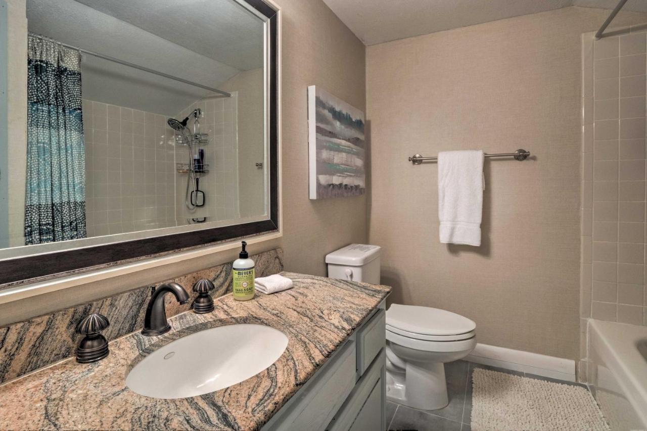Waterfront Lake Travis Home With Pool Access! Point Venture エクステリア 写真