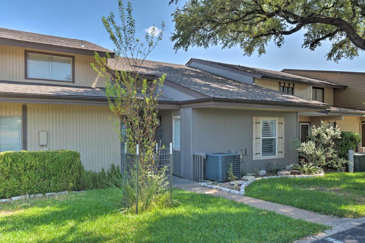 Waterfront Lake Travis Home With Pool Access! Point Venture エクステリア 写真