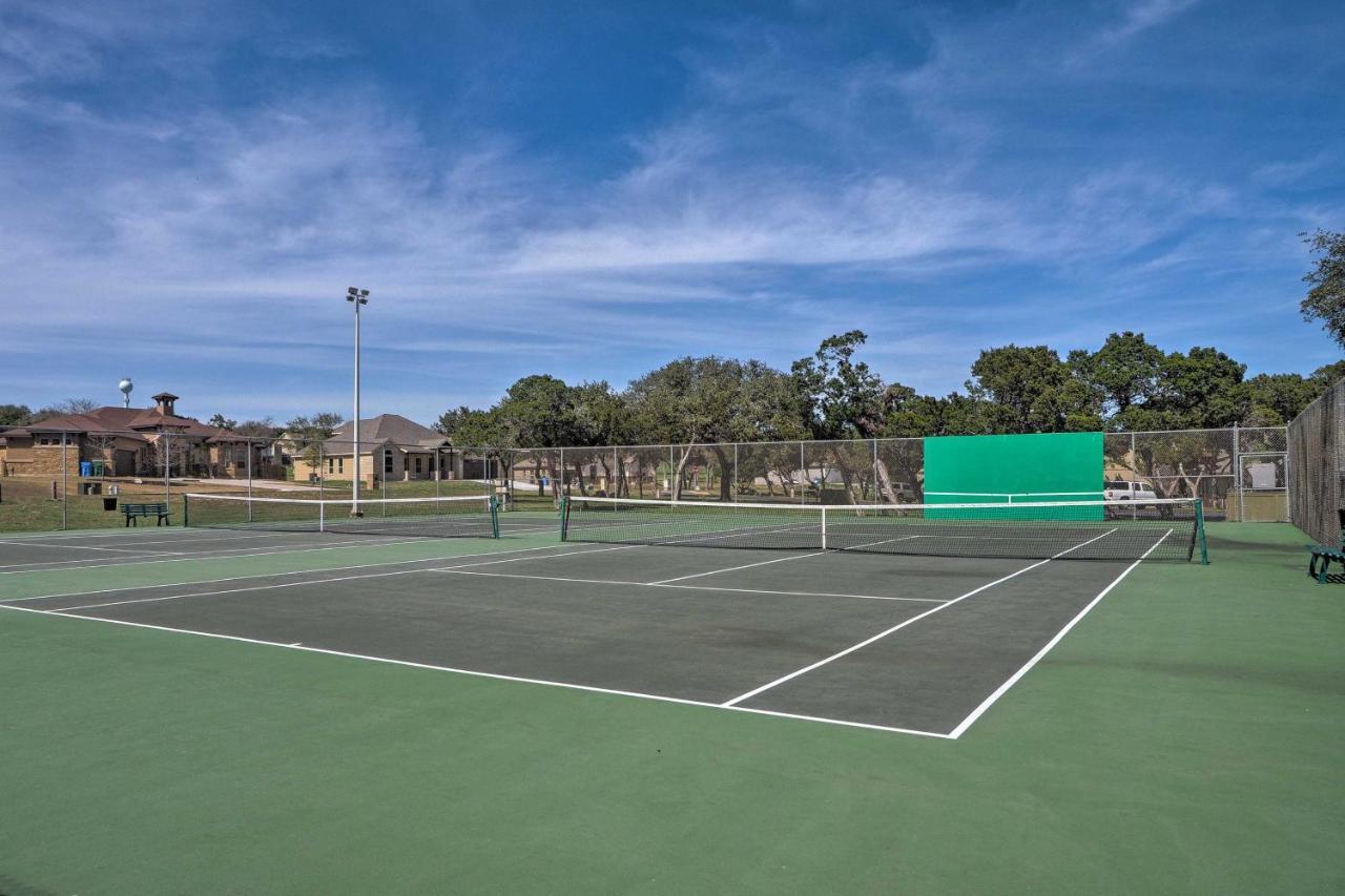 Waterfront Lake Travis Home With Pool Access! Point Venture エクステリア 写真